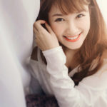 ほほ笑む女性
