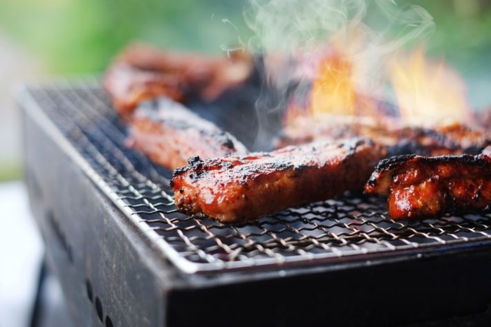 趣味サークルの野外BBQパーティー（イメージ画像）