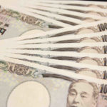 並べられた1万円札