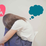 モテなくて落ち込んでいる女性